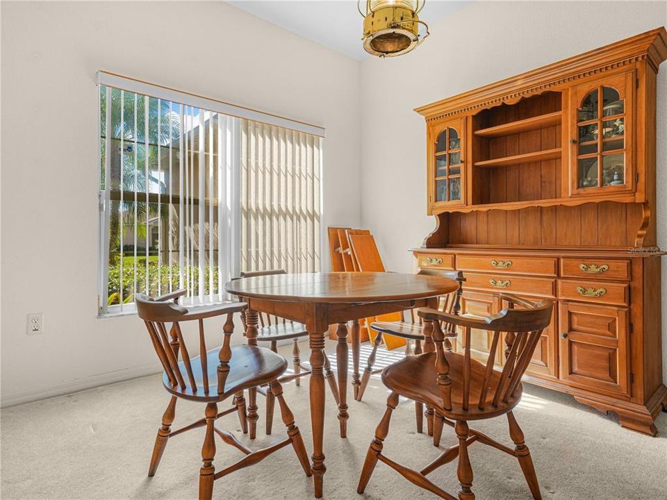 En Venta: $295,000 (3 camas, 2 baños, 1706 Pies cuadrados)