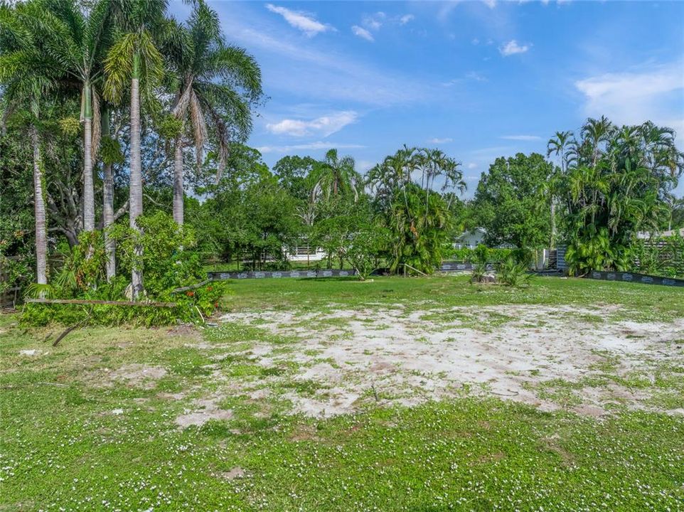 Active With Contract: $500,000 (0.35 acres)