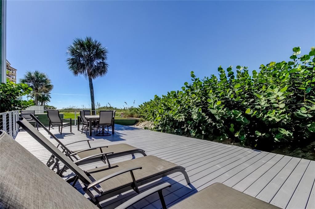 For Sale: $950,000 (3 beds, 2 baths, 1250 Square Feet)