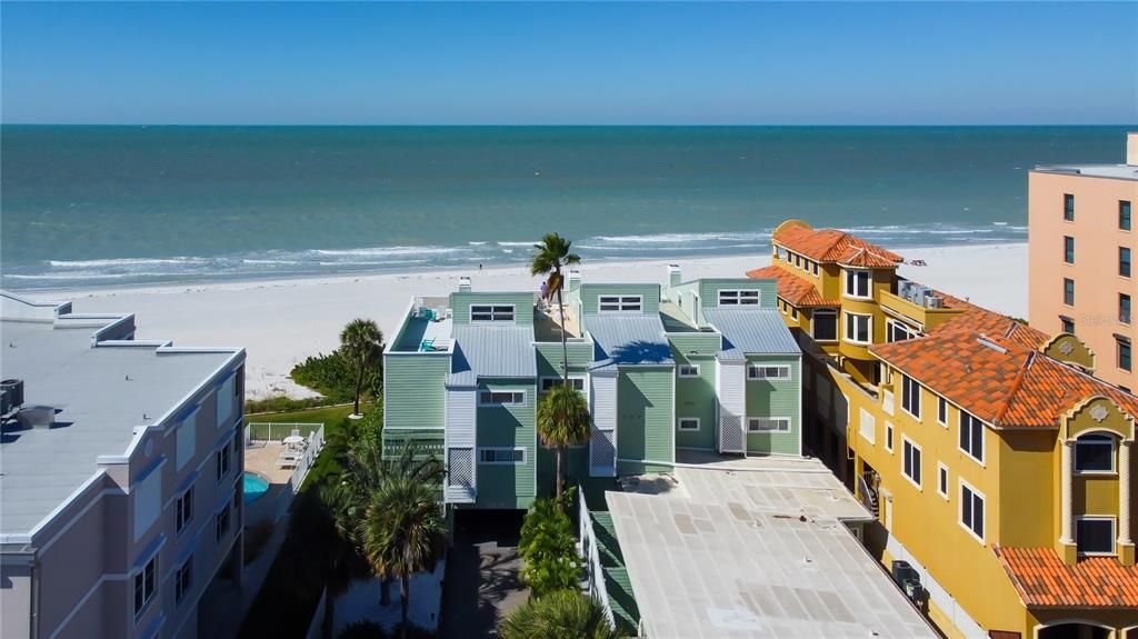 For Sale: $950,000 (3 beds, 2 baths, 1250 Square Feet)