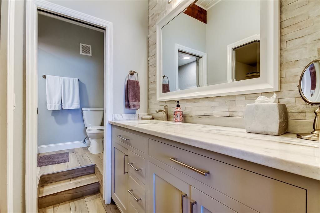 For Sale: $950,000 (3 beds, 2 baths, 1250 Square Feet)