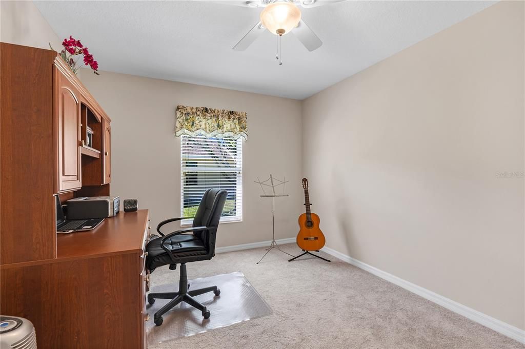 For Sale: $389,000 (3 beds, 2 baths, 1832 Square Feet)