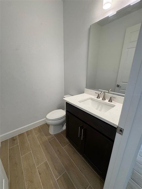 Activo con contrato: $589,990 (4 camas, 2 baños, 2560 Pies cuadrados)