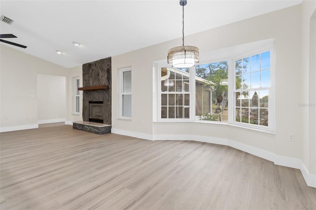 For Sale: $379,900 (4 beds, 2 baths, 2182 Square Feet)