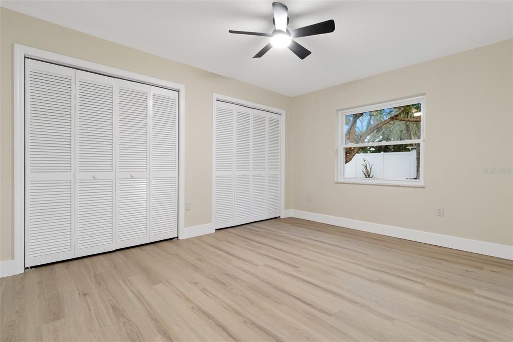 For Sale: $379,900 (4 beds, 2 baths, 2182 Square Feet)