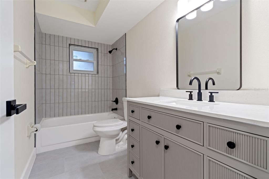 For Sale: $379,900 (4 beds, 2 baths, 2182 Square Feet)