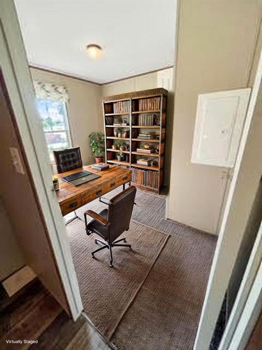 En Venta: $184,999 (2 camas, 2 baños, 728 Pies cuadrados)