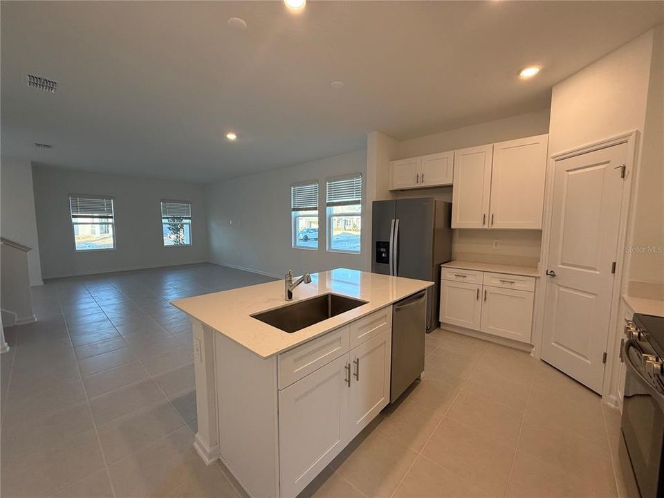 For Rent: $2,800 (4 beds, 3 baths, 2023 Square Feet)