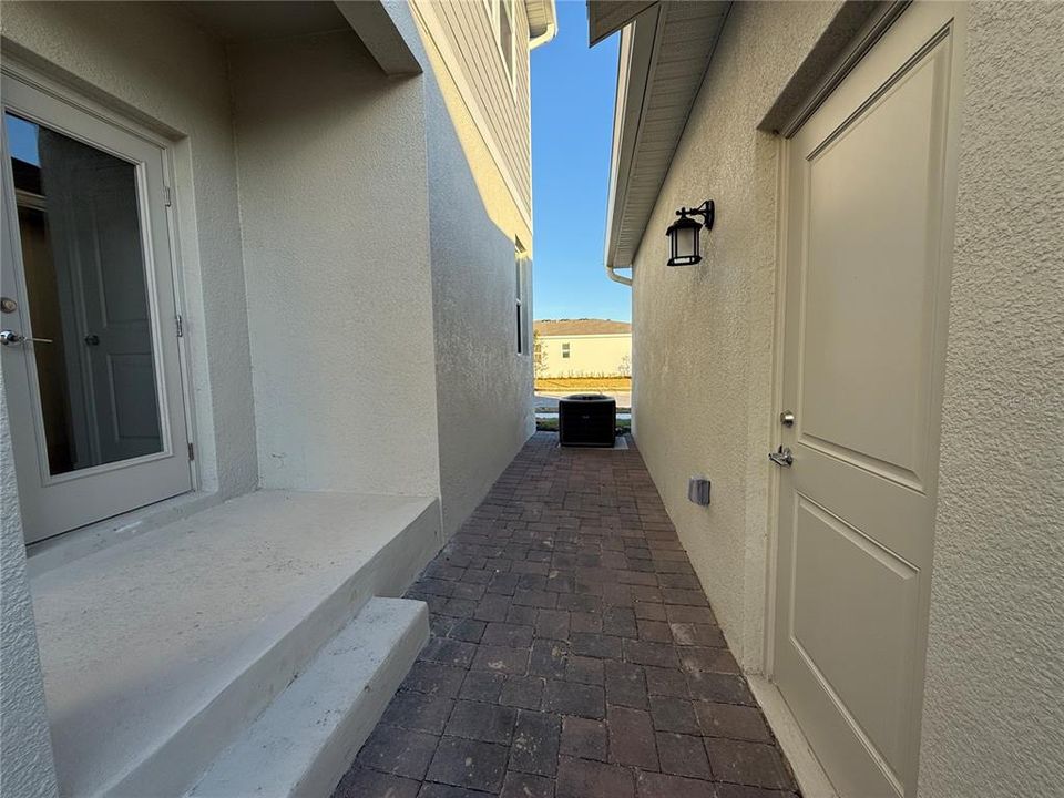 For Rent: $2,800 (4 beds, 3 baths, 2023 Square Feet)