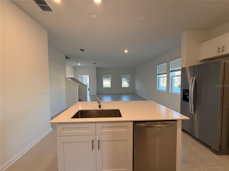 For Rent: $2,800 (4 beds, 3 baths, 2023 Square Feet)