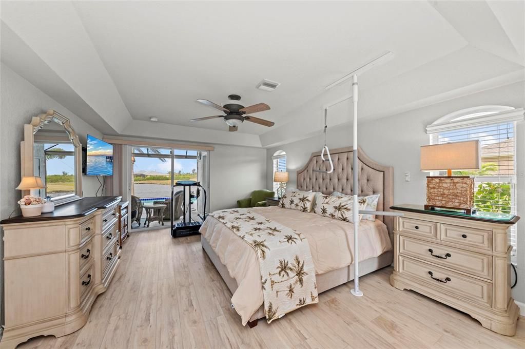 For Sale: $725,000 (3 beds, 2 baths, 2238 Square Feet)