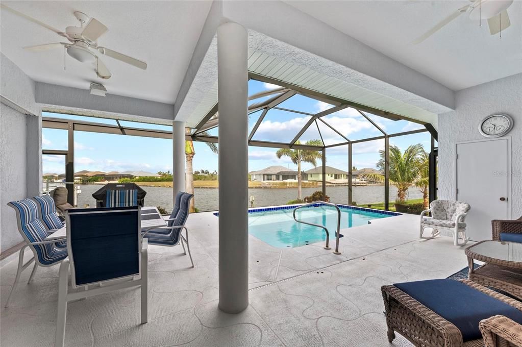 For Sale: $725,000 (3 beds, 2 baths, 2238 Square Feet)