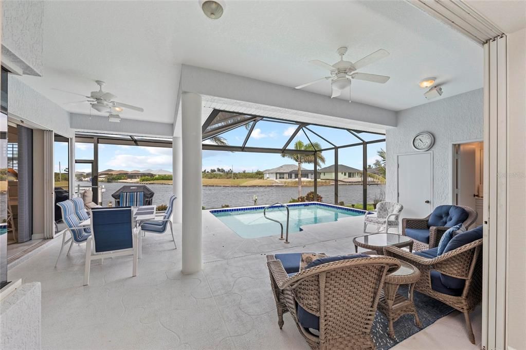 For Sale: $725,000 (3 beds, 2 baths, 2238 Square Feet)