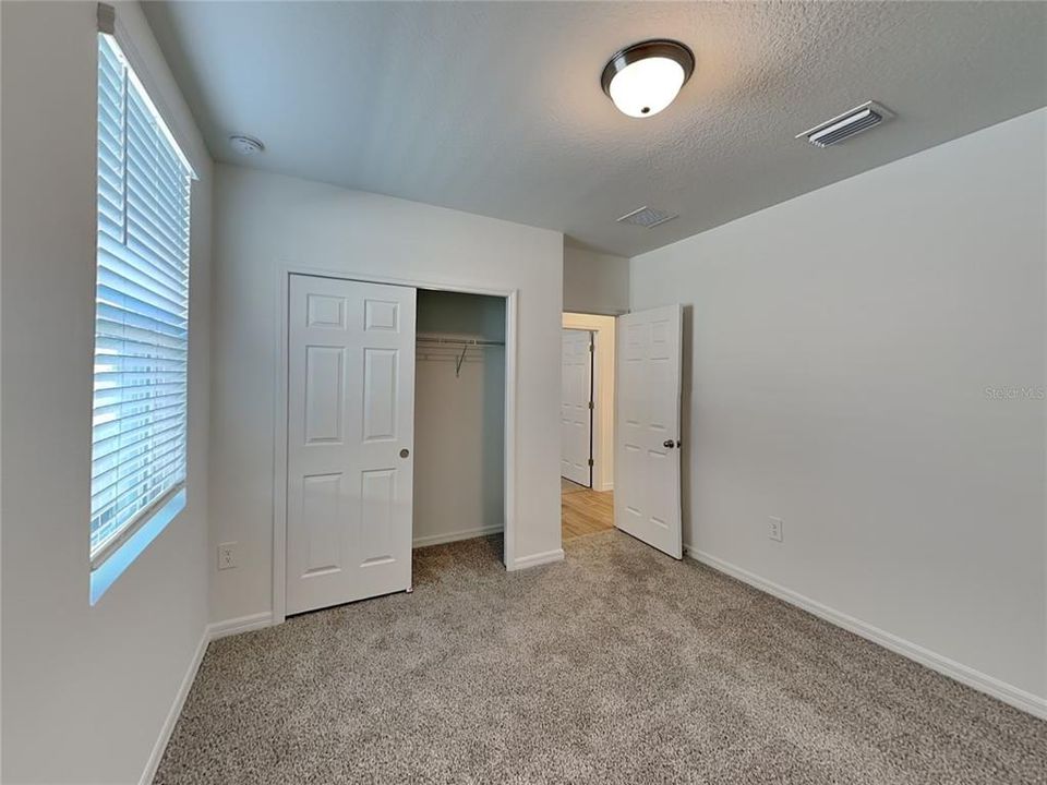 For Rent: $2,050 (3 beds, 2 baths, 1695 Square Feet)