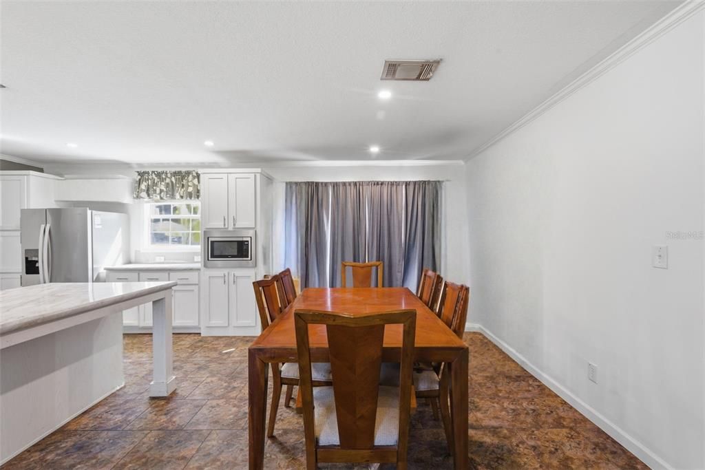 For Sale: $489,999 (4 beds, 2 baths, 2080 Square Feet)