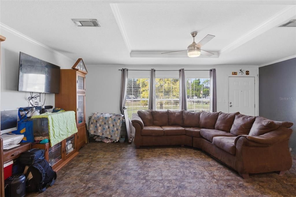 For Sale: $489,999 (4 beds, 2 baths, 2080 Square Feet)