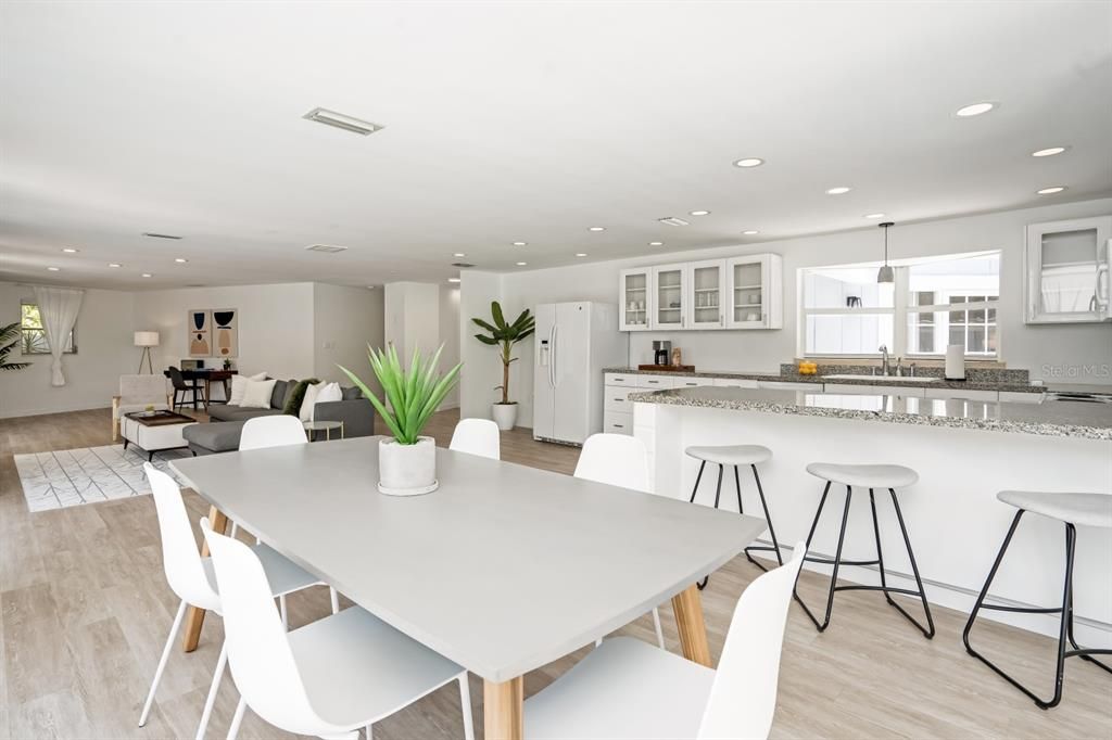 For Sale: $1,250,000 (4 beds, 4 baths, 2100 Square Feet)