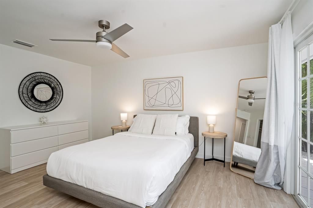 For Sale: $1,250,000 (4 beds, 4 baths, 2100 Square Feet)