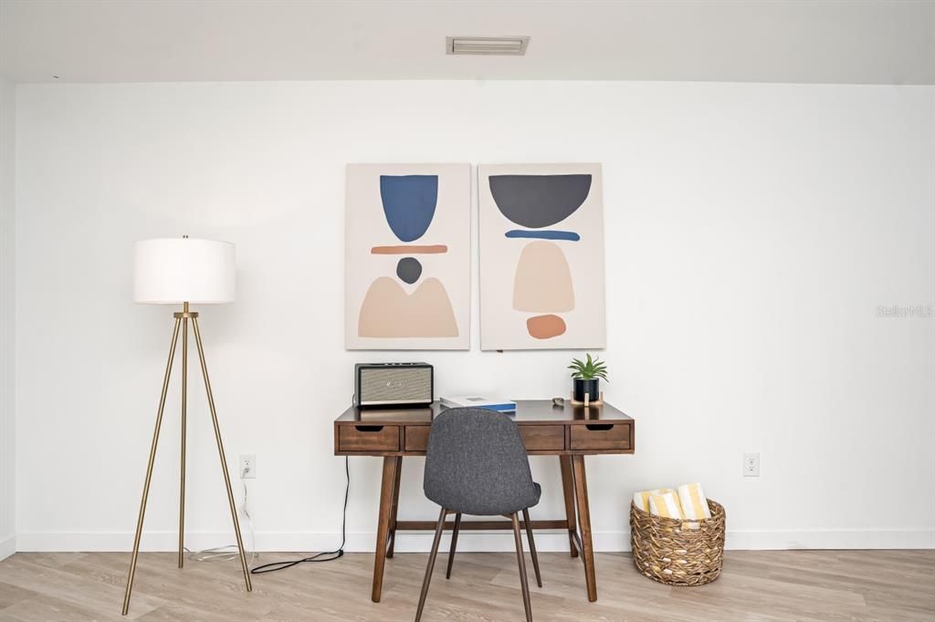 For Sale: $1,250,000 (4 beds, 4 baths, 2100 Square Feet)