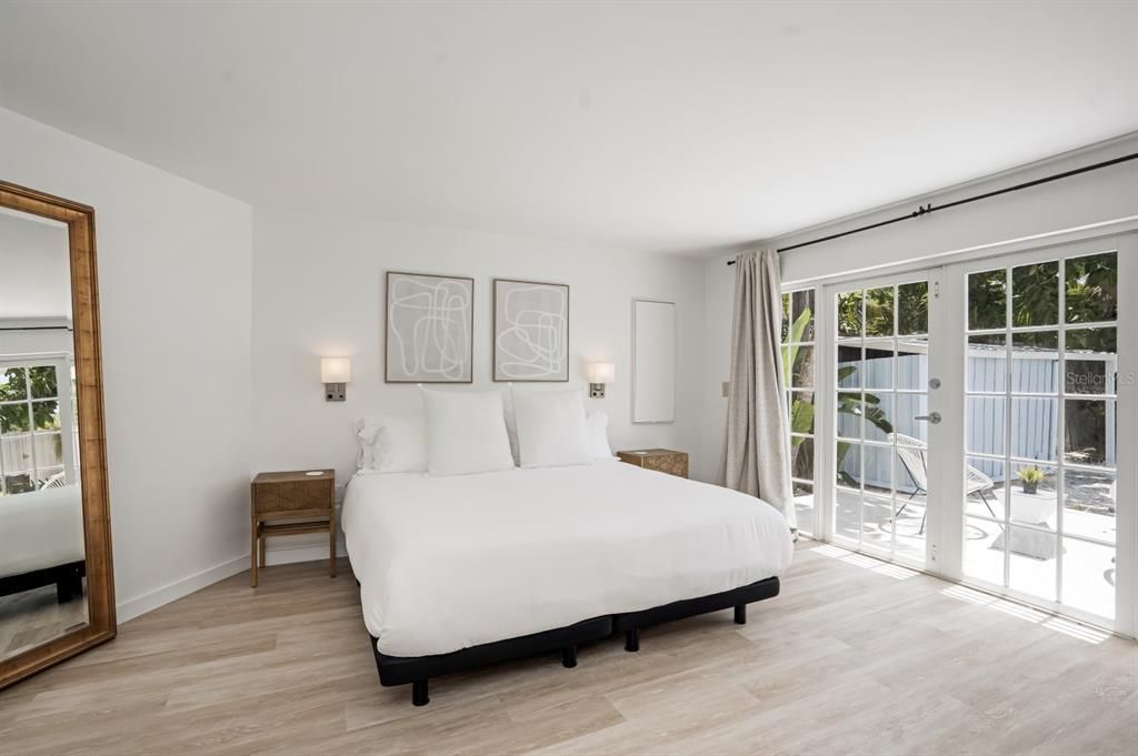 For Sale: $1,250,000 (4 beds, 4 baths, 2100 Square Feet)