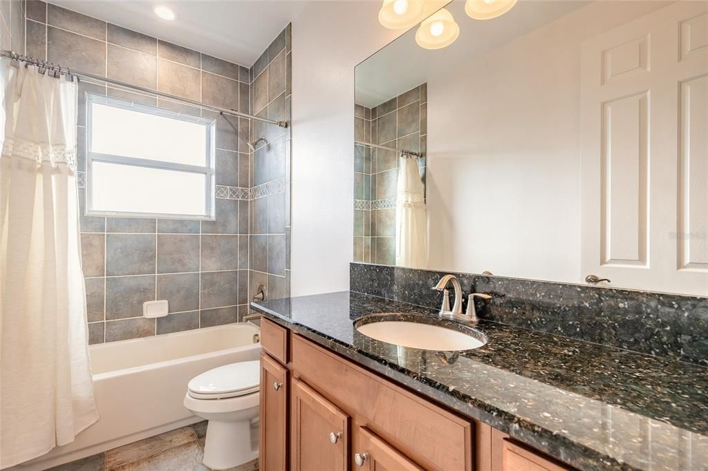 For Sale: $985,000 (5 beds, 5 baths, 4308 Square Feet)