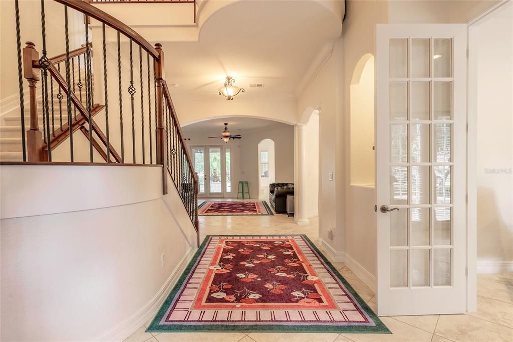 For Sale: $985,000 (5 beds, 5 baths, 4308 Square Feet)