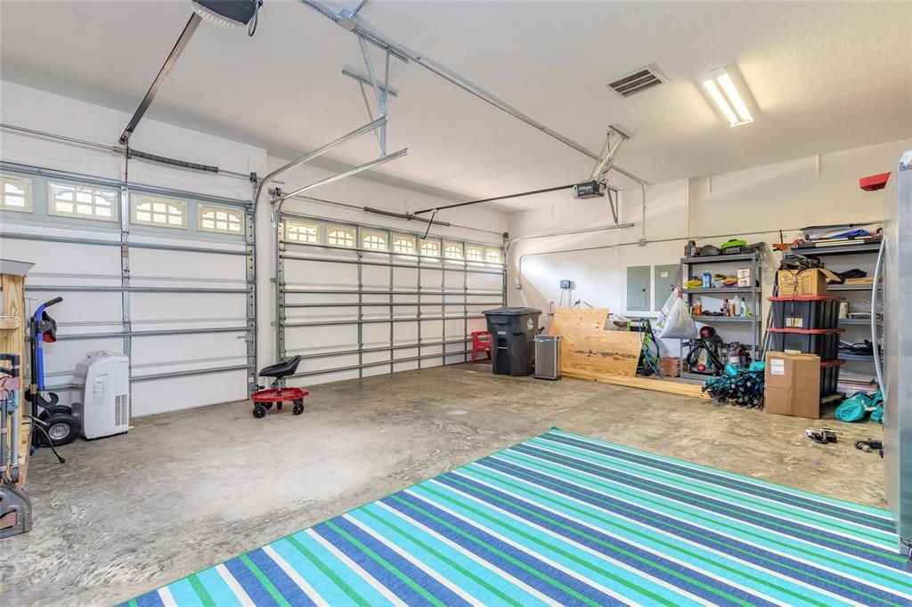 For Sale: $985,000 (5 beds, 5 baths, 4308 Square Feet)