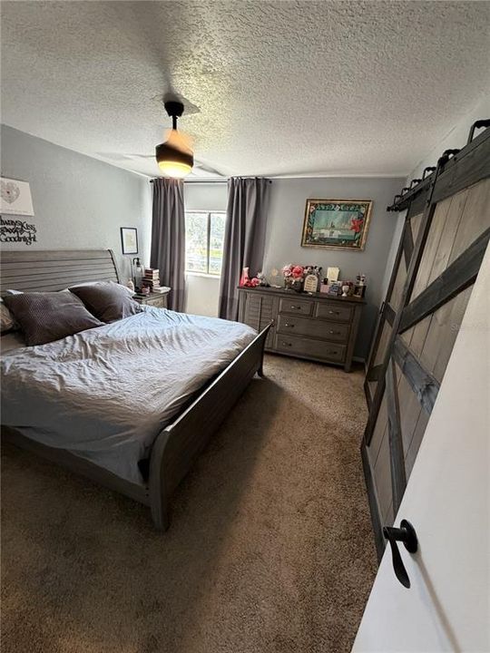 待售: $175,000 (2 贝兹, 1 浴室, 1102 平方英尺)