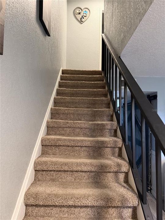 待售: $175,000 (2 贝兹, 1 浴室, 1102 平方英尺)