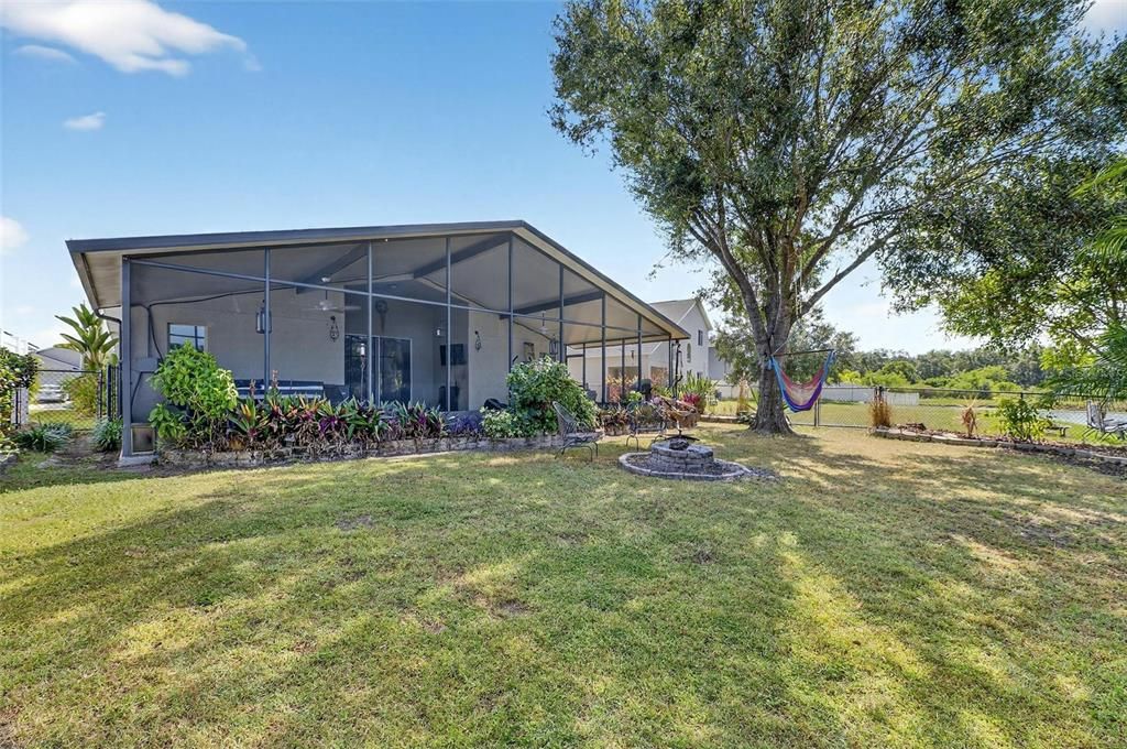 For Sale: $375,000 (4 beds, 3 baths, 1808 Square Feet)