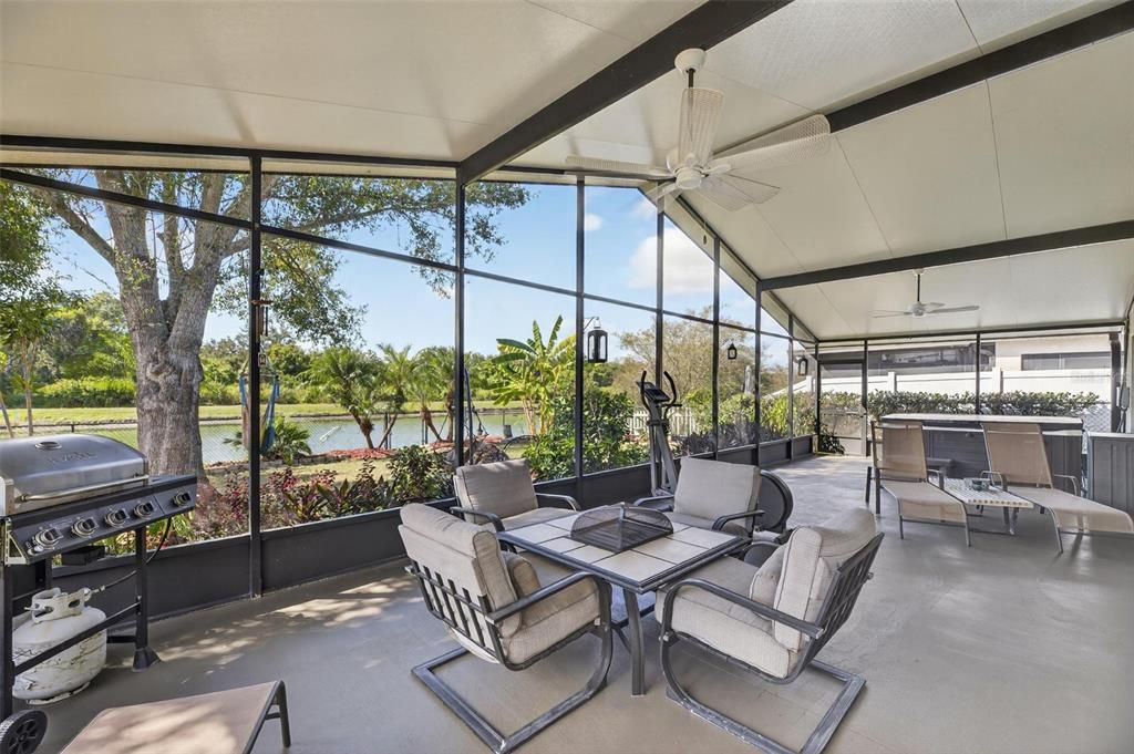 For Sale: $375,000 (4 beds, 3 baths, 1808 Square Feet)