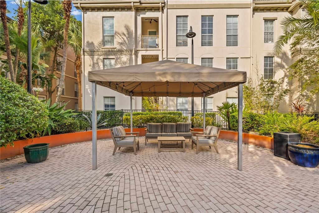 En Venta: $399,000 (2 camas, 2 baños, 1231 Pies cuadrados)