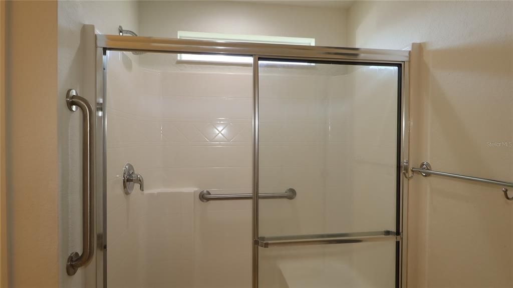 待售: $310,000 (2 贝兹, 2 浴室, 1575 平方英尺)