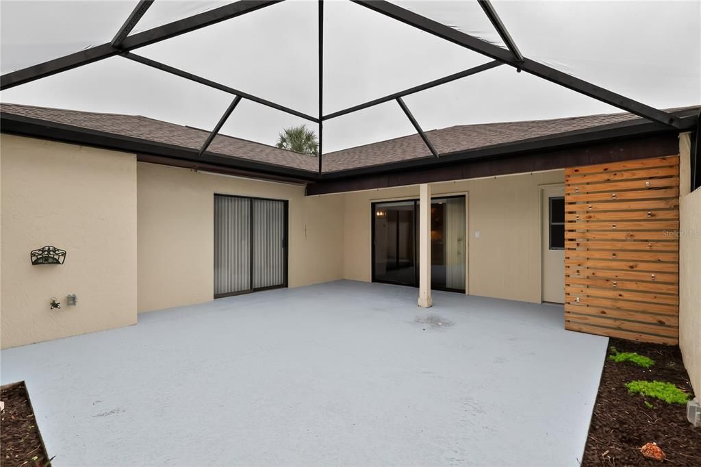 待售: $219,800 (2 贝兹, 2 浴室, 1300 平方英尺)