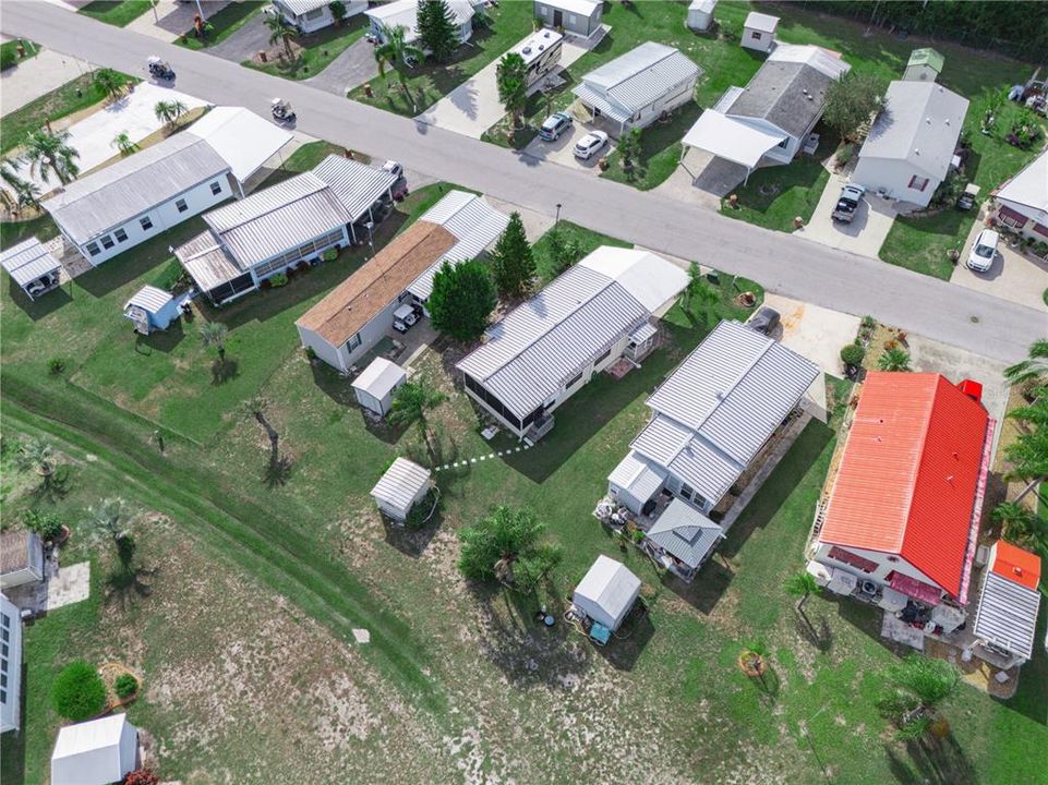 For Sale: $160,000 (2 beds, 2 baths, 816 Square Feet)