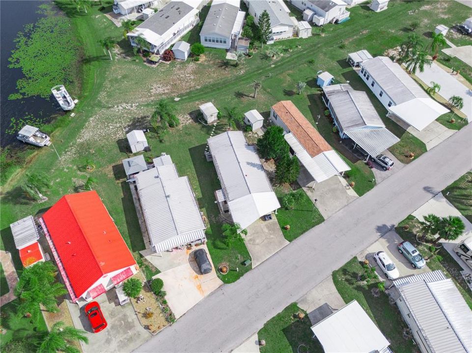 For Sale: $160,000 (2 beds, 2 baths, 816 Square Feet)