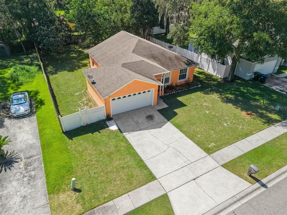 Active With Contract: $299,150 (3 beds, 2 baths, 1172 Square Feet)