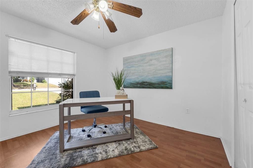 Active With Contract: $299,150 (3 beds, 2 baths, 1172 Square Feet)