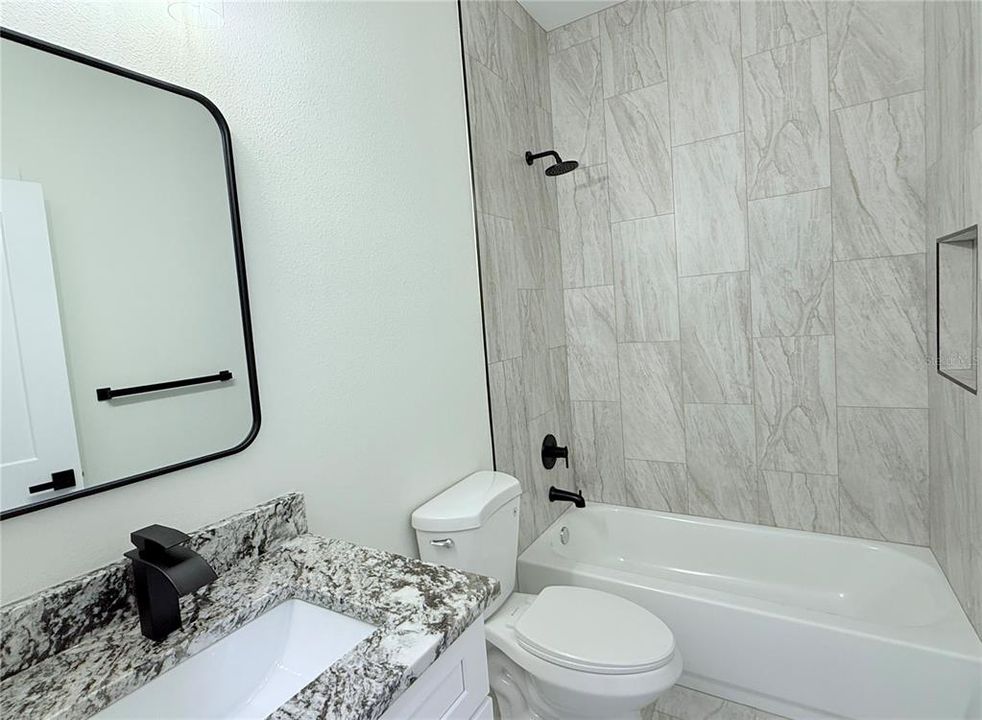 For Sale: $499,000 (6 beds, 0 baths, 2396 Square Feet)