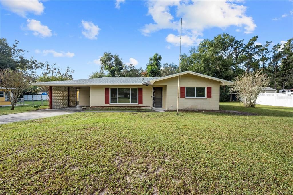 Recently Sold: $179,000 (2 beds, 1 baths, 1104 Square Feet)