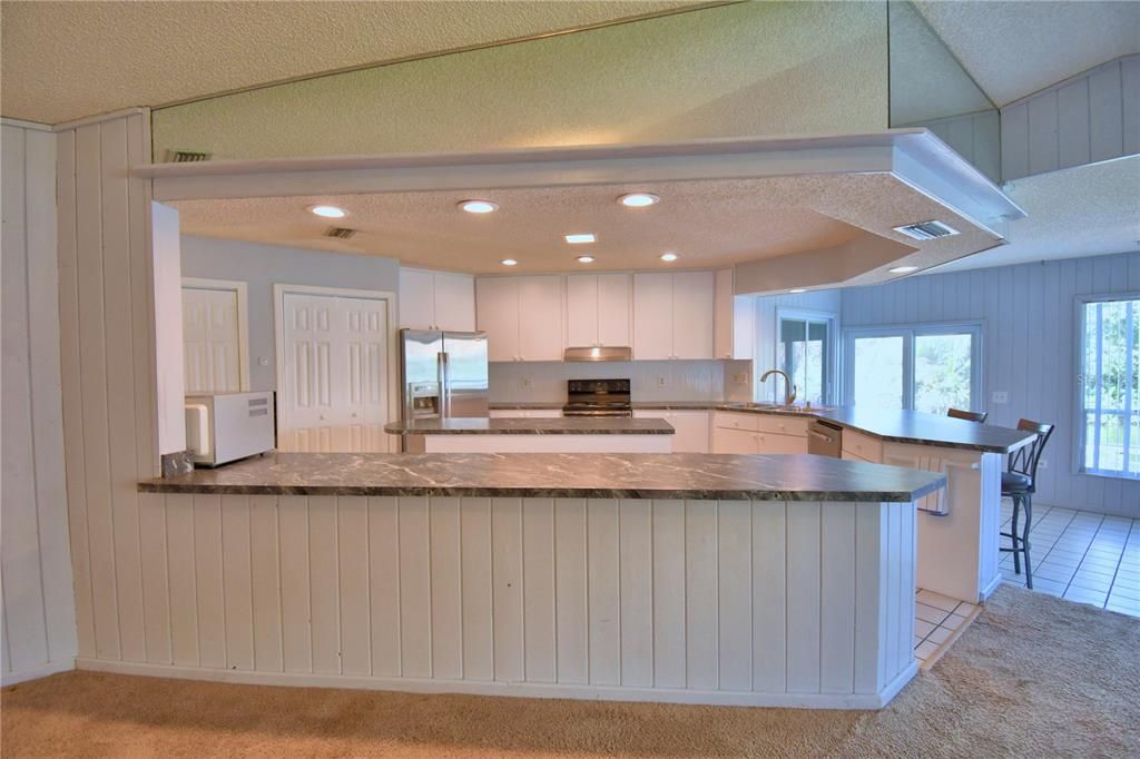 待售: $475,000 (3 贝兹, 3 浴室, 2535 平方英尺)