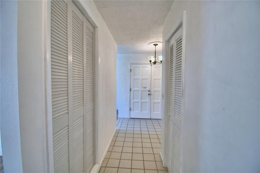 待售: $475,000 (3 贝兹, 3 浴室, 2535 平方英尺)