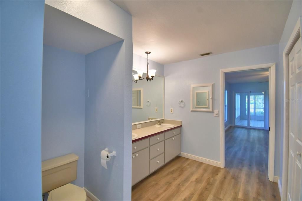 待售: $475,000 (3 贝兹, 3 浴室, 2535 平方英尺)