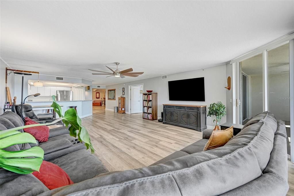 待售: $475,000 (3 贝兹, 2 浴室, 2292 平方英尺)