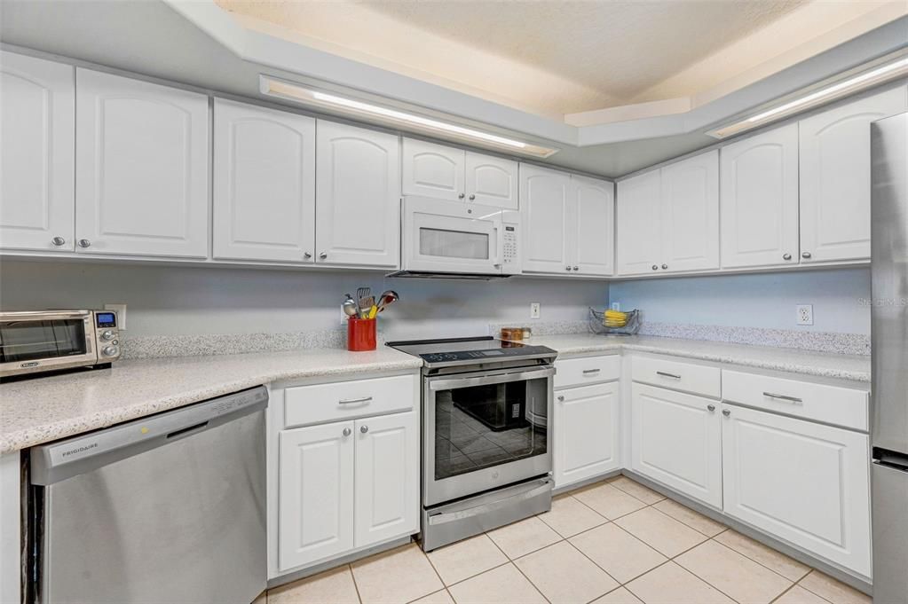 待售: $475,000 (3 贝兹, 2 浴室, 2292 平方英尺)