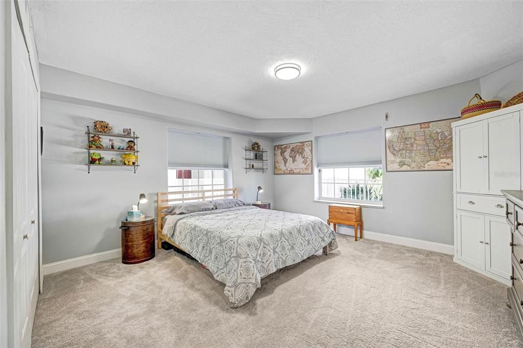 待售: $475,000 (3 贝兹, 2 浴室, 2292 平方英尺)