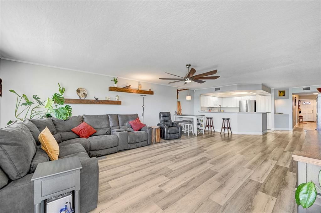 待售: $475,000 (3 贝兹, 2 浴室, 2292 平方英尺)