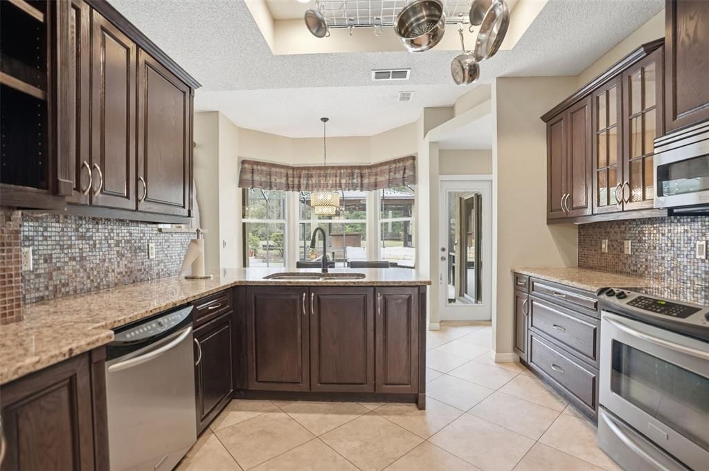 На продажу: $429,000 (3 спален, 2 ванн, 1608 Квадратных фут)