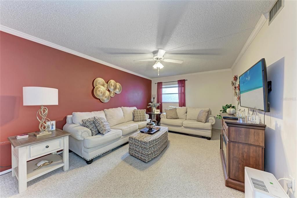 En Venta: $175,000 (3 camas, 2 baños, 1270 Pies cuadrados)