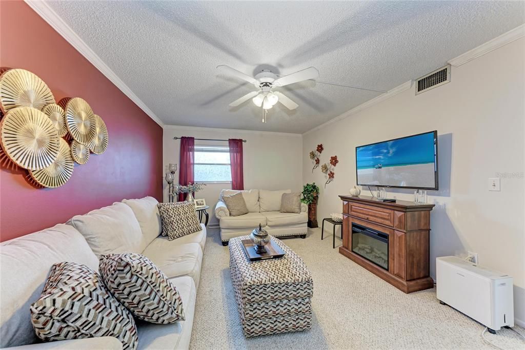 En Venta: $175,000 (3 camas, 2 baños, 1270 Pies cuadrados)